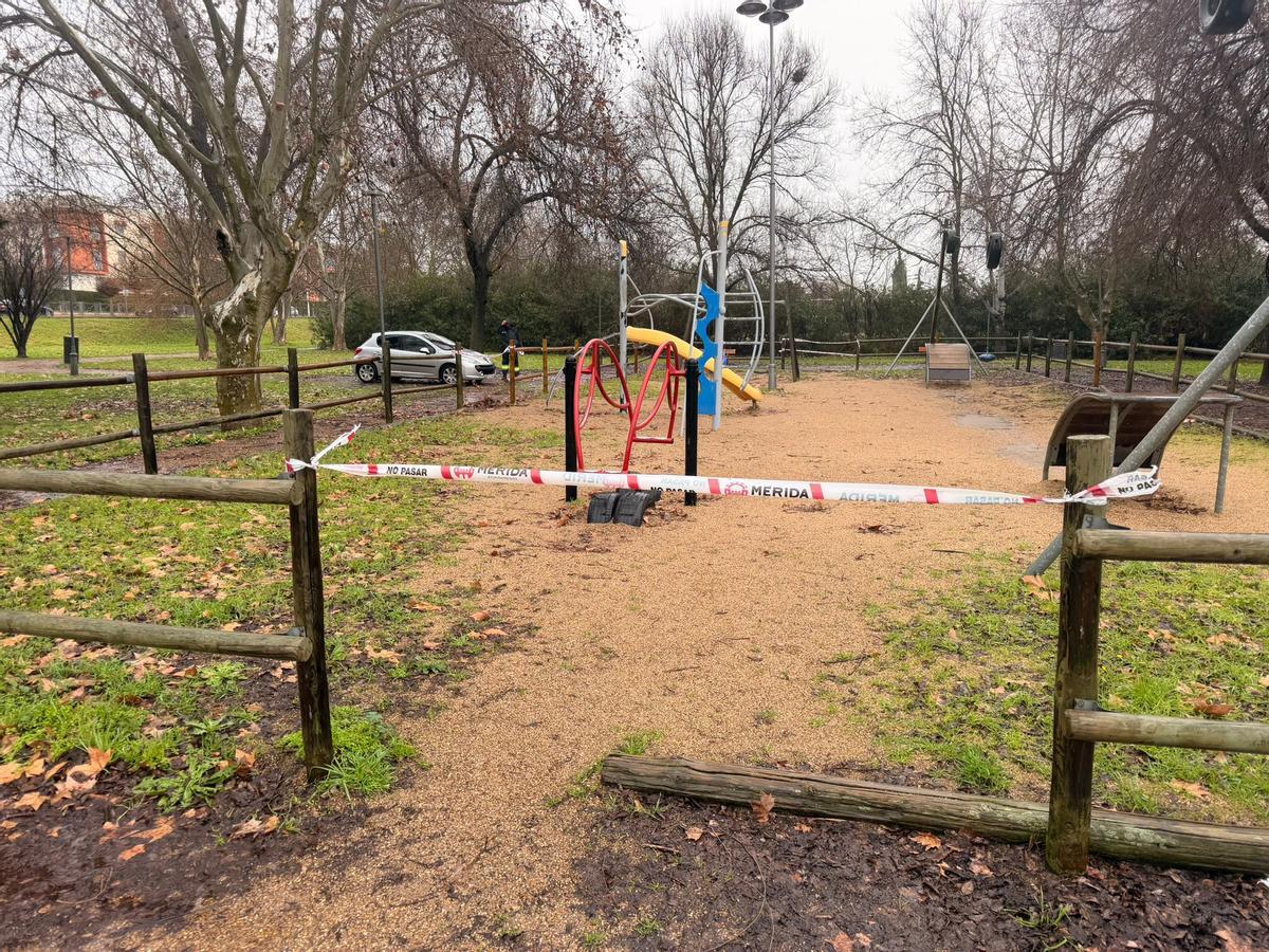 Uno de los parques cerrados por el temporal.