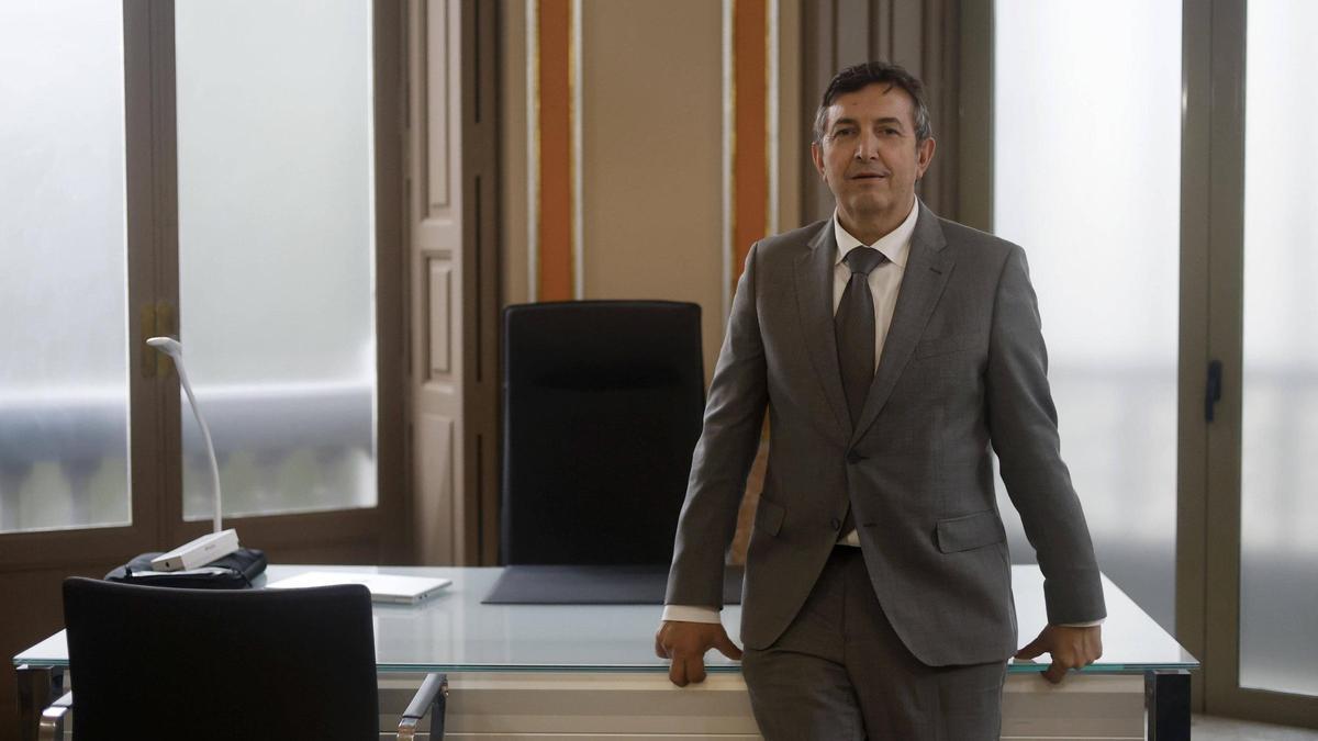 El presidente de la patronal CEV, Vicente Lafuente, en su despacho