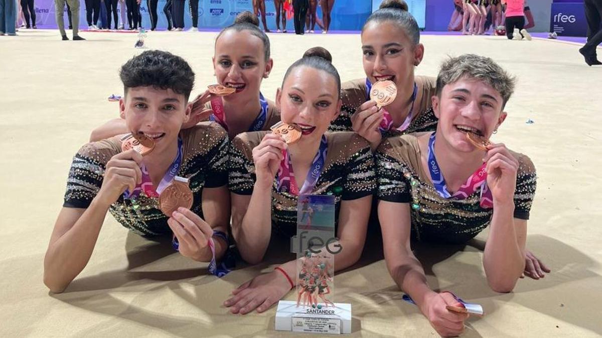 Los componentes del equipo del C. X. Porriño | C. X. PORRIÑO