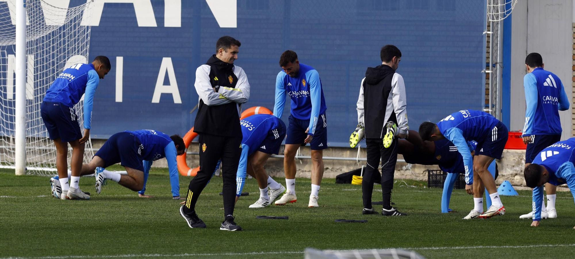 EN IMÁGENES | Así ha sido el primer entrenamiento del Real Zaragoza con Julio Velázquez