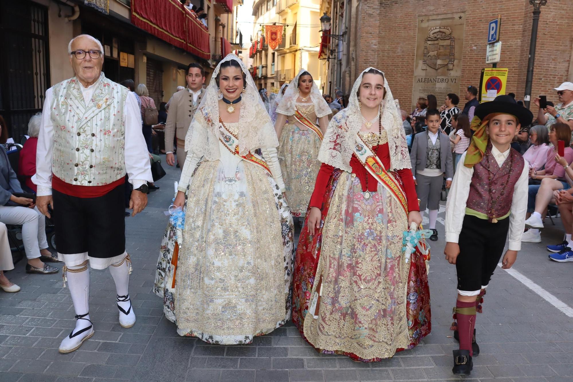 Comisiones de falla en la Procesión de la Virgen (3/5)