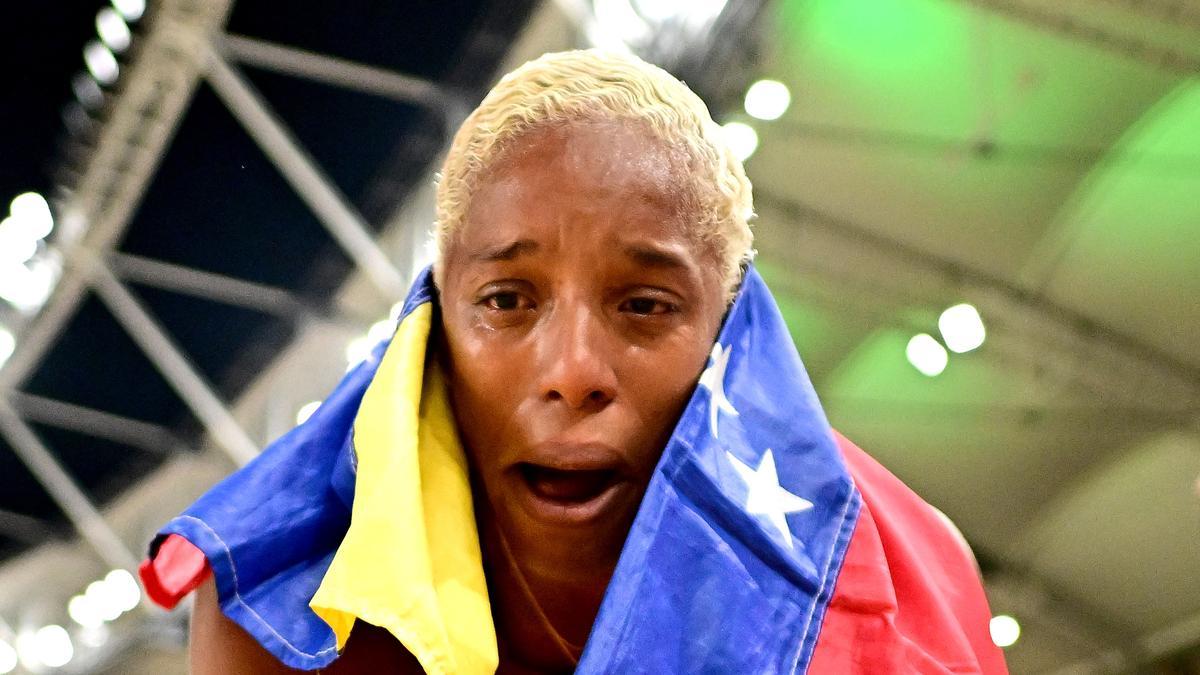 La venezolana Yulimar Rojas se perderá París 2024 por una lesión en la pierna izquierda