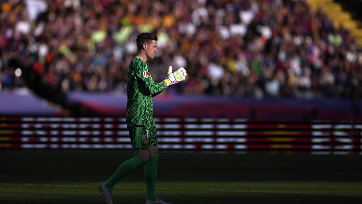 Ter Stegen viaja a Burdeos para operarse: “Mi relación con el club es buena”