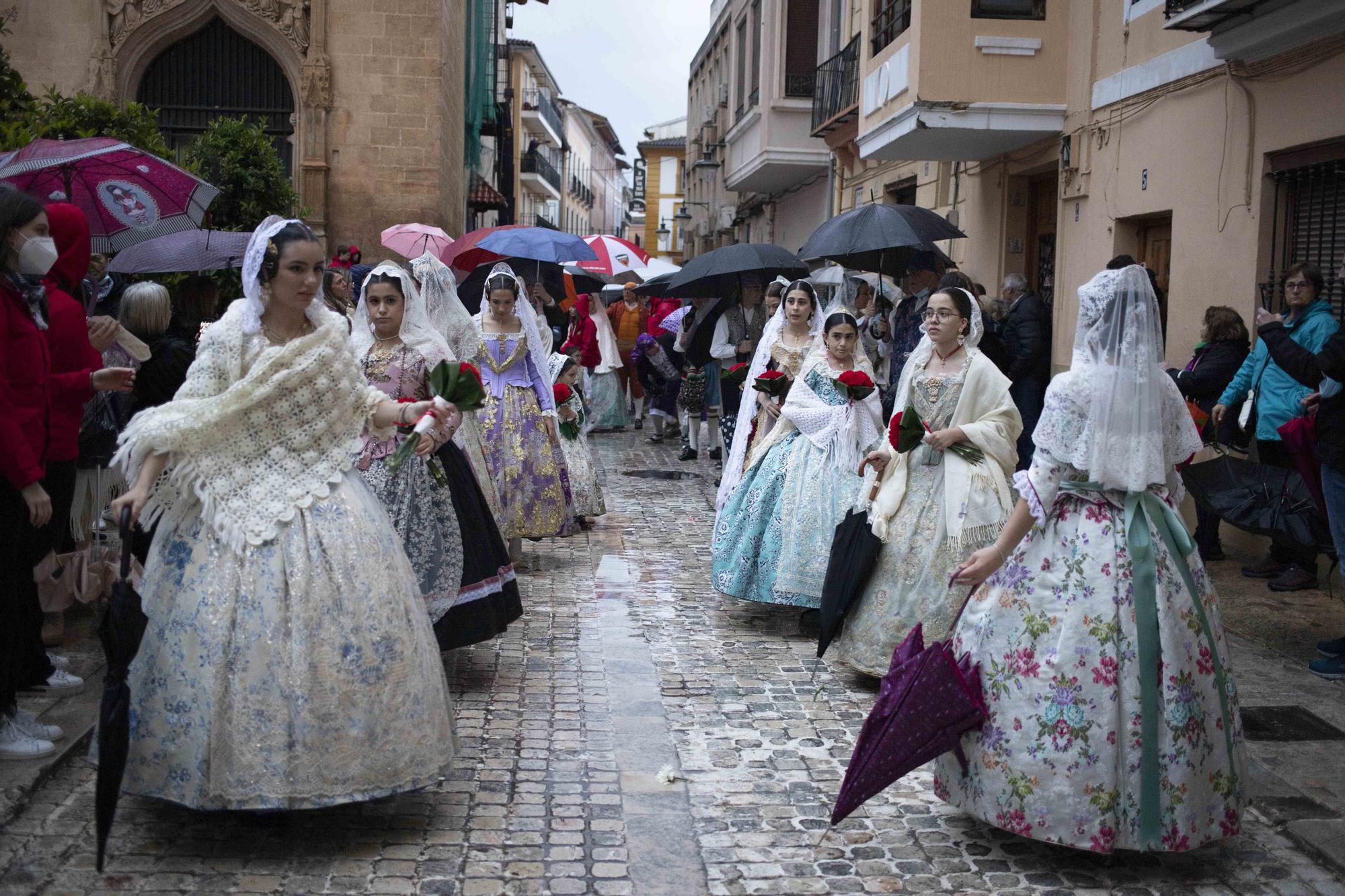 Una Ofrenda pasada por agua en Xàtiva