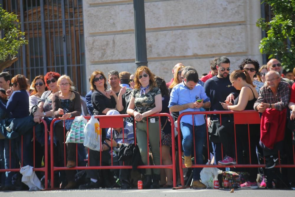 Búscate en la mascletà del 6 de marzo