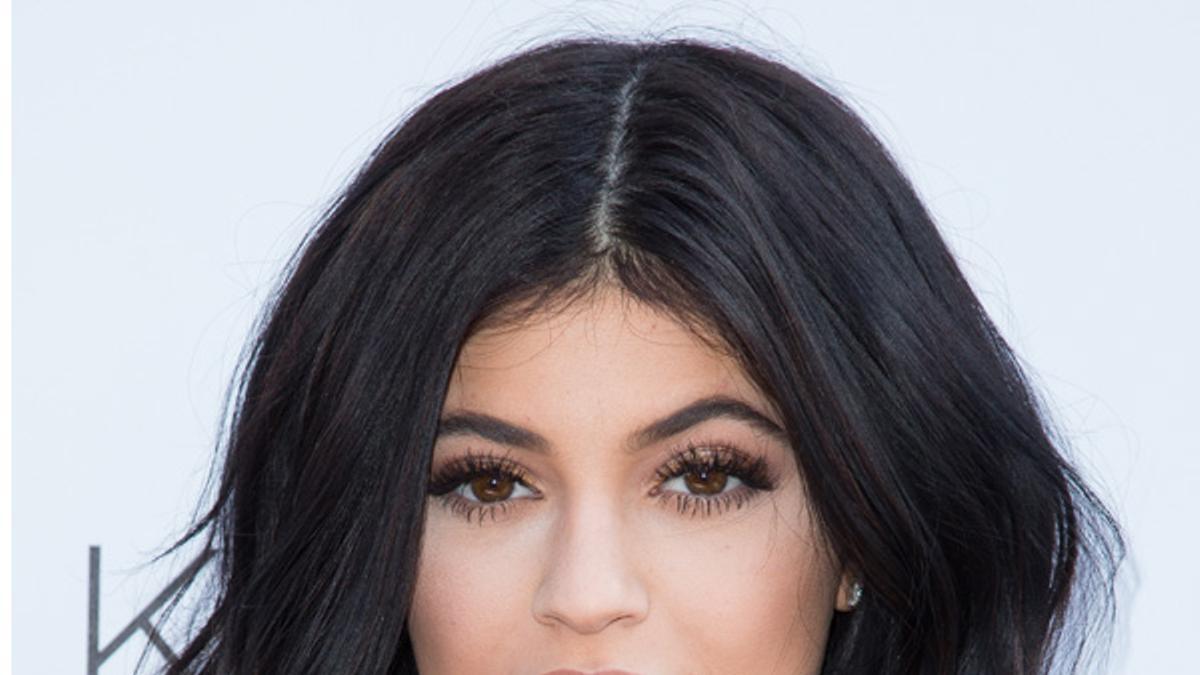 kylie jenner perfilador labios