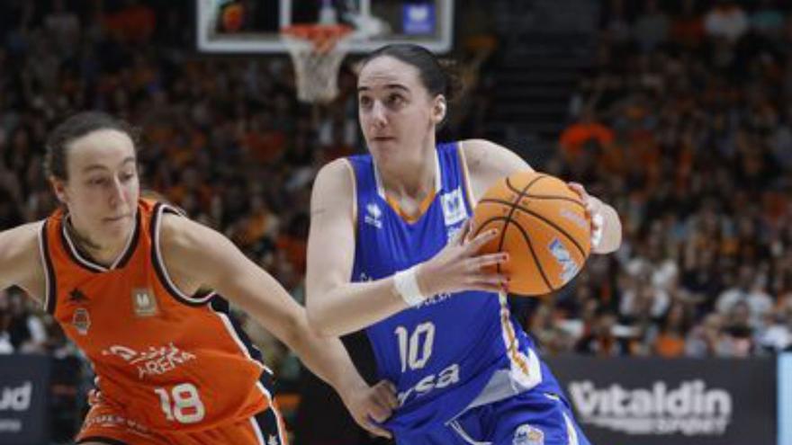Fin a la temporada de la jugadora de baloncesto ovetense Iyana Martín, eliminada en semifinales de Liga