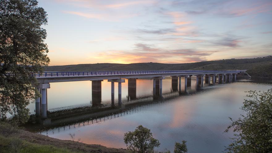 Ferrovial forma parte de la historia regional  a través de sus obras