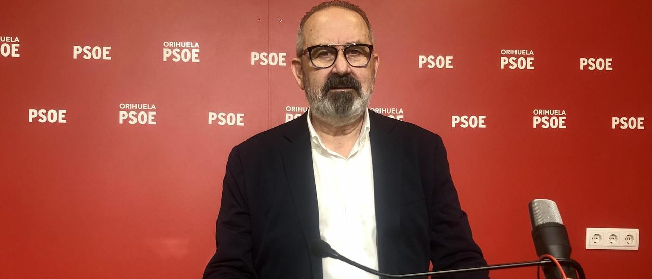 El edil del PSOE de Orihuela Ángel Luis Muñoz Grau