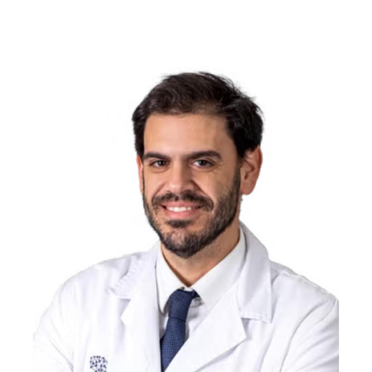 El Dr. Hernando Pérez Díaz