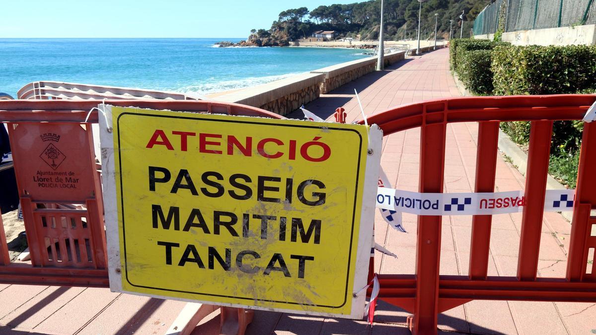 L'Ajuntament de Lloret de Mar ha tancat el passeig de Fenals i ja admet que serà impossible reobrir-lo per Setmana Santa