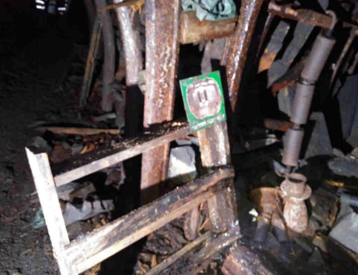 EN IMÁGENES: Así era "el peor de los chamizos": el espacio angosto y en riesgo de derrumbe en el que trabajaban los mineros que murieron en Cerredo