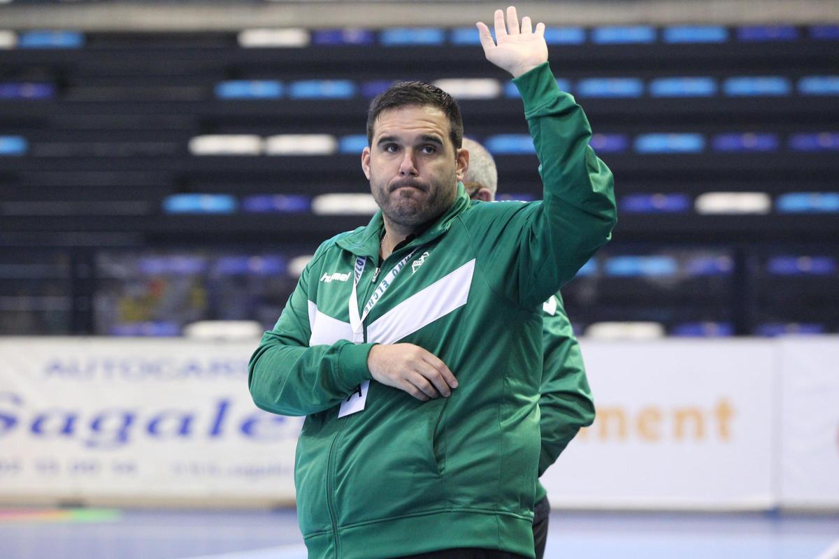 Joaquín Rocamora, santo y seña del equipo de balonmano Atticgo