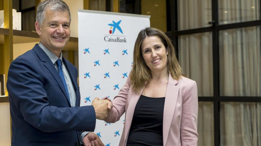 La bióloga Ángela Pérez gana la fase territorial del Premio Mujer Empresaria CaixaBank 2019