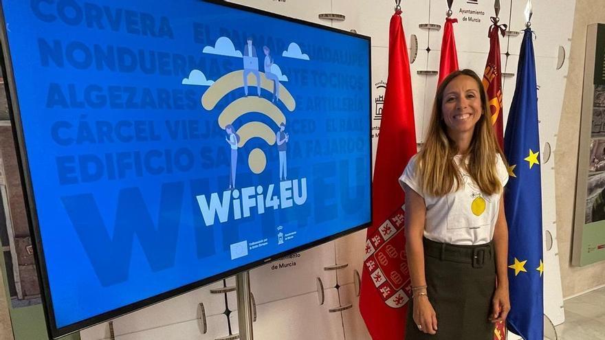 Los murcianos pueden acceder gratis a Internet de alta velocidad en 11 nuevos puntos del centro y pedanías