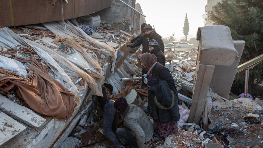Un terremoto de 5,9 grados sacude el este de Turquía sin causar graves daños