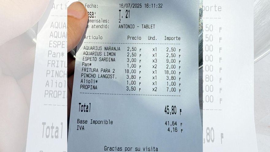 Le cobran siete euros por este motivo en un bar y no da crédito: “Me quedé de piedra”