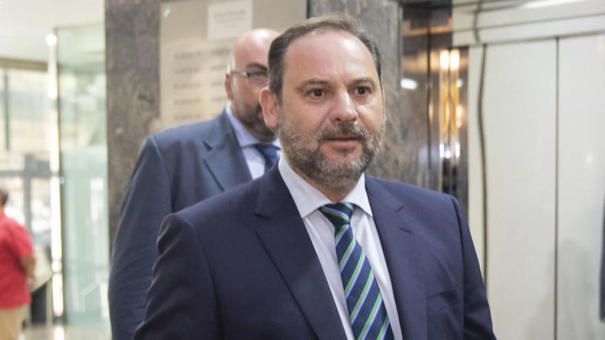 El ministro de Fomento en funciones, José Luis Ábalos,