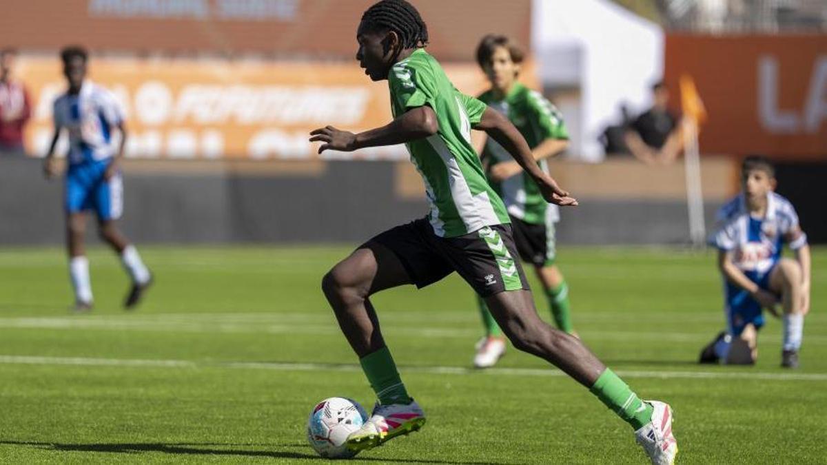 Candelá, el portento que ha convertido al Betis en el rodillo de la LaLiga Futures