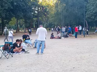 Cola para lograr entradas para el concierto de The Black Keys en Castrelos