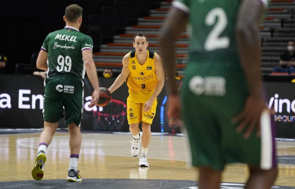 Partido entre el Iberostar y el Unicaja en la fase final de la Liga ACB.