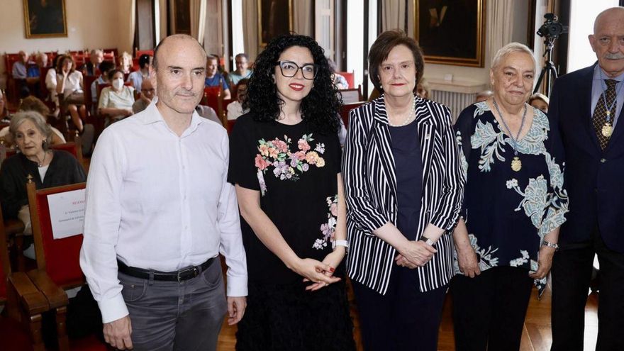 Por la izquierda, Pablo León, Vanessa Gutiérrez, Elena E. Rodríguez, María Josefa Sanz y Ramón Rodríguez, ayer, en el salón de actos del RIDEA. | MARIO CANTELI
