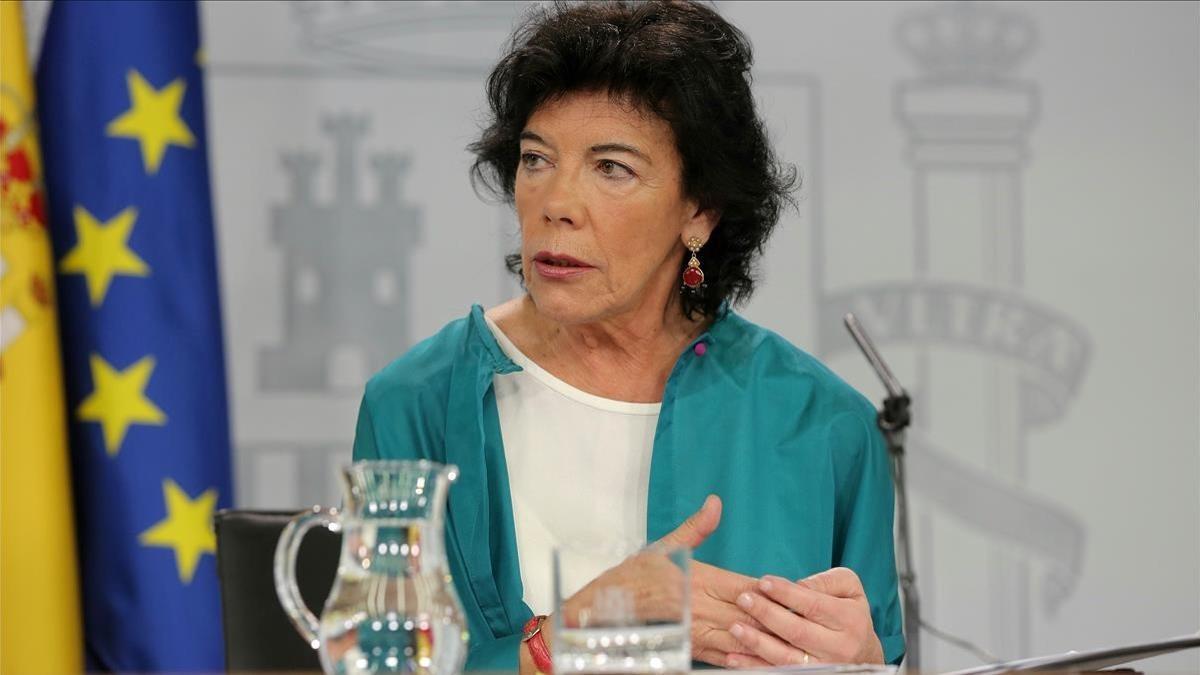 Isabel Celaá, en la rueda de prensa posterior al Consejo de Ministros.