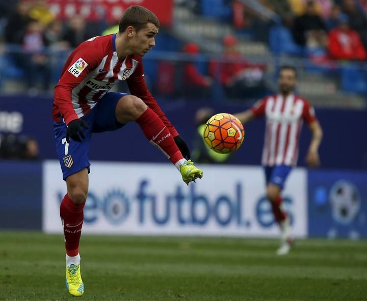 Football Soccer - Atletico Madrid v Eibar - Spanish Liga BBVA- Vicente Calderon stadium, Madrid