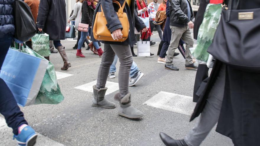 Detenida por robar bolsos, colonias y ropa en València valorados en 1.000 euros