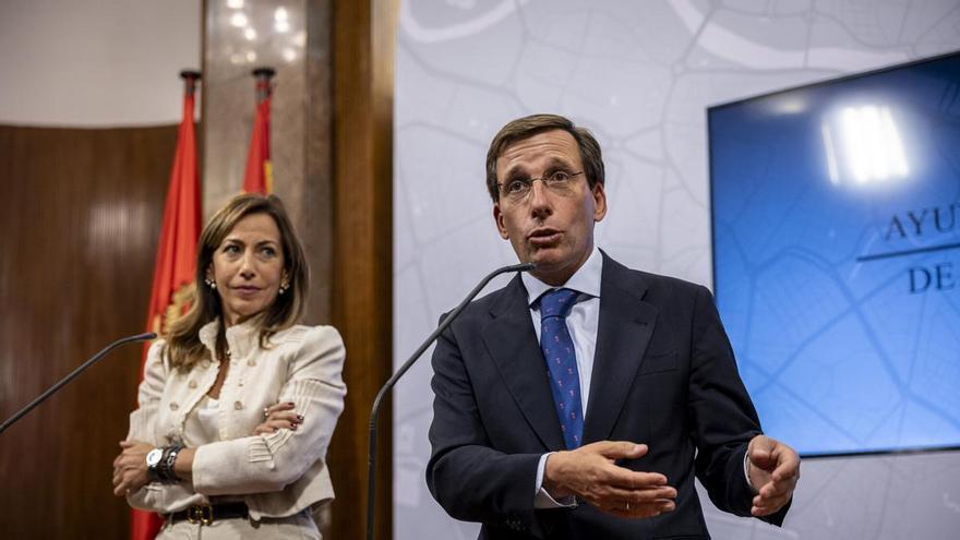 Almeida, en Zaragoza, sobre la polémica compra del ático por el Gobierno de Ayuso: "Se han dado muchas explicaciones sobre un asunto que no tiene una importancia trascendental"