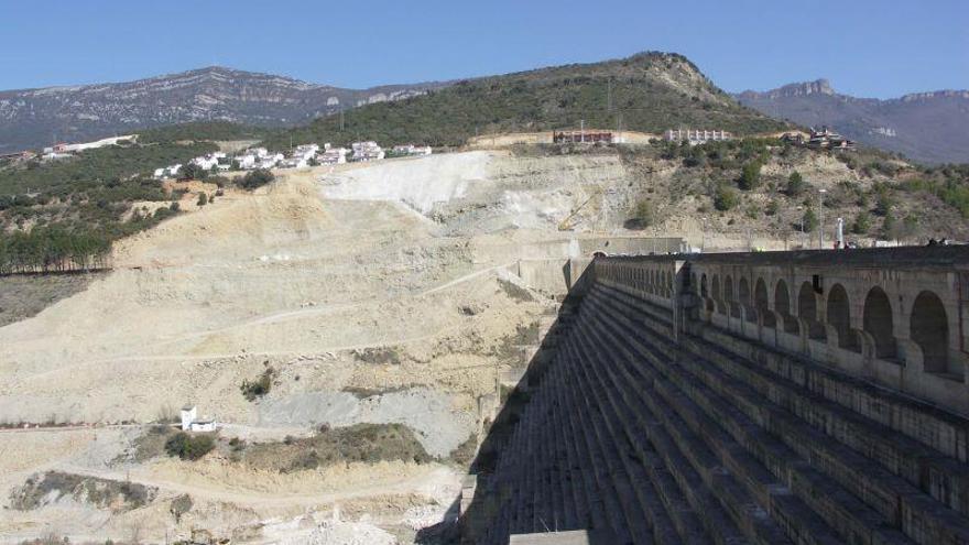 La CHE subraya la seguridad de Yesa tras los terremotos de Navarra