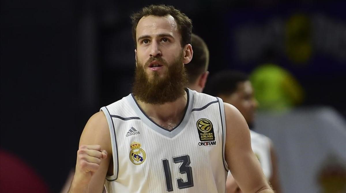 ccarrillo32273702 real madrid s guard sergio rodriguez celebrates a point duri160705101912