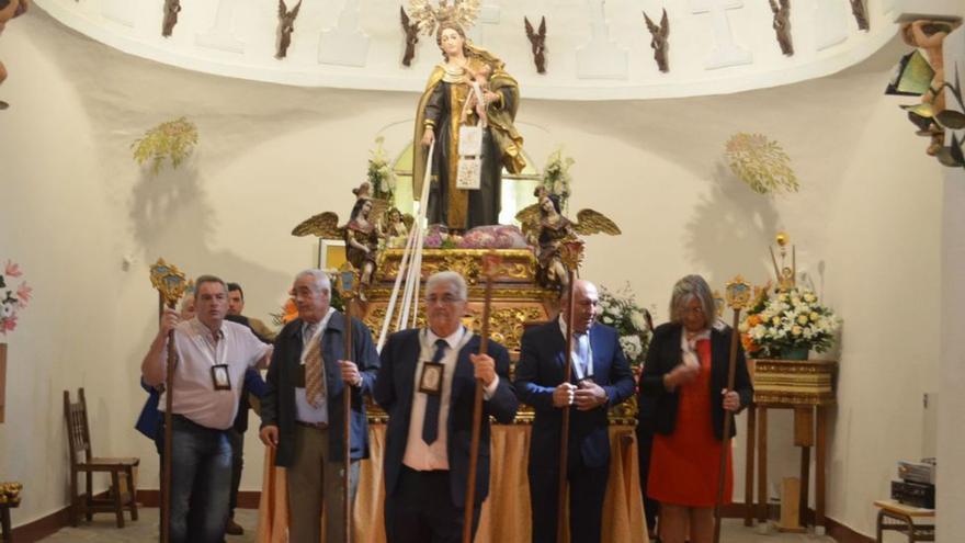El fervor por la Virgen del Carmen vuelve a Navianos de Valverde