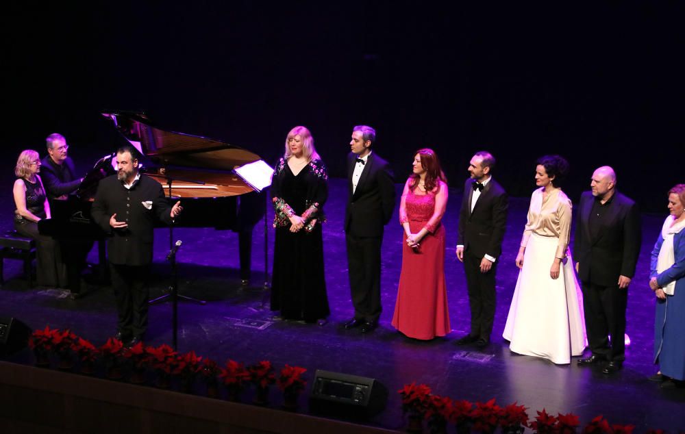 Carlos Álvarez y varios colegas del bel canto protagonizan en el Edgar Neville un concierto navideño para exigir el Auditorio de la Música