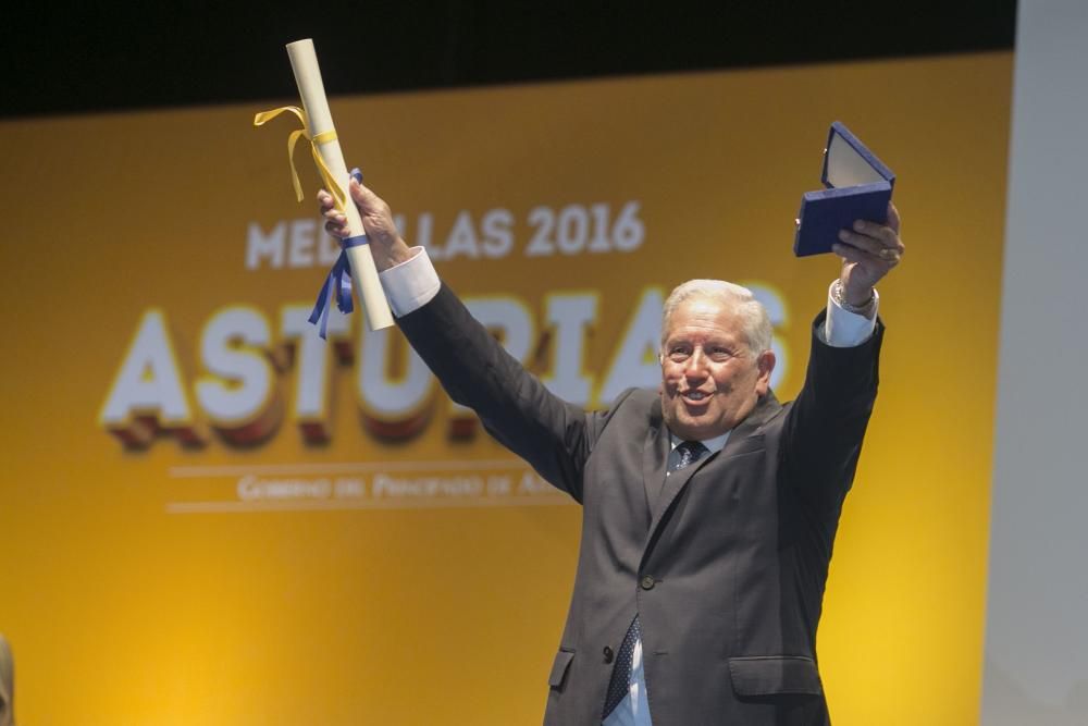 Entrega de las medallas de Asturias