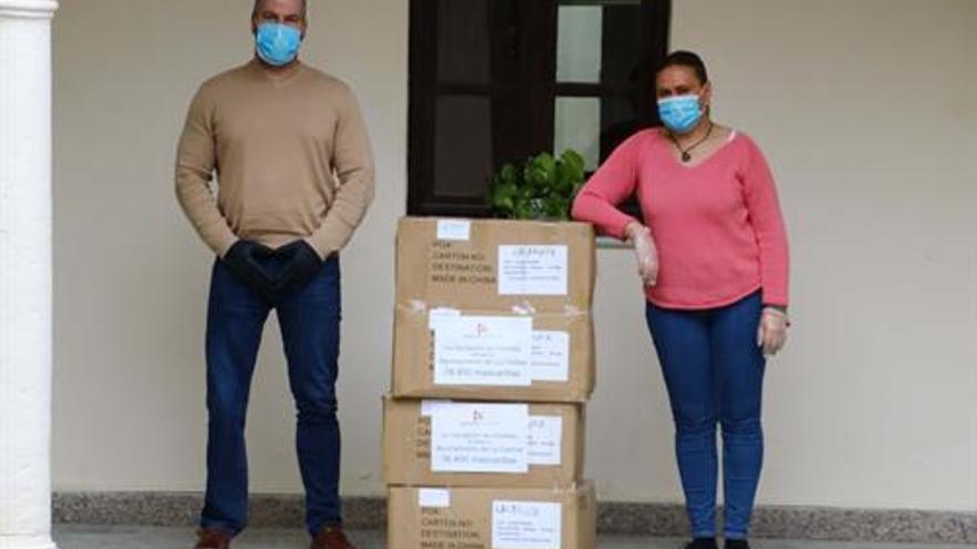 Coronavirus en Córdoba: La Carlota recibe 18.450 mascarillas de la Diputación para repartir entre sus vecinos