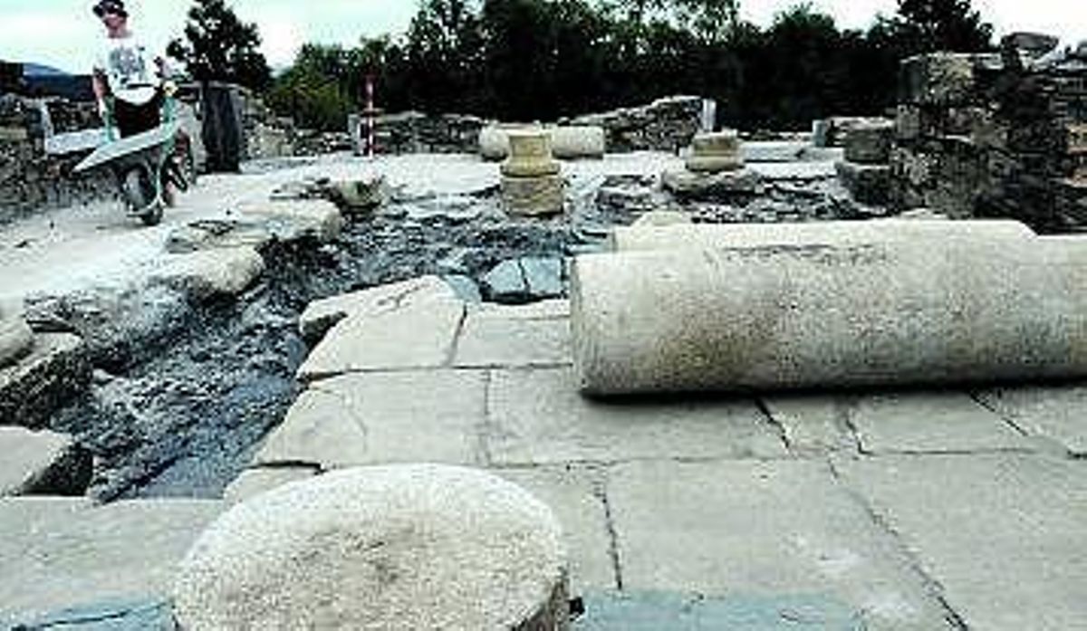 Las excavaciones han desenterrado la cocina de la «domus» con horno y lareira