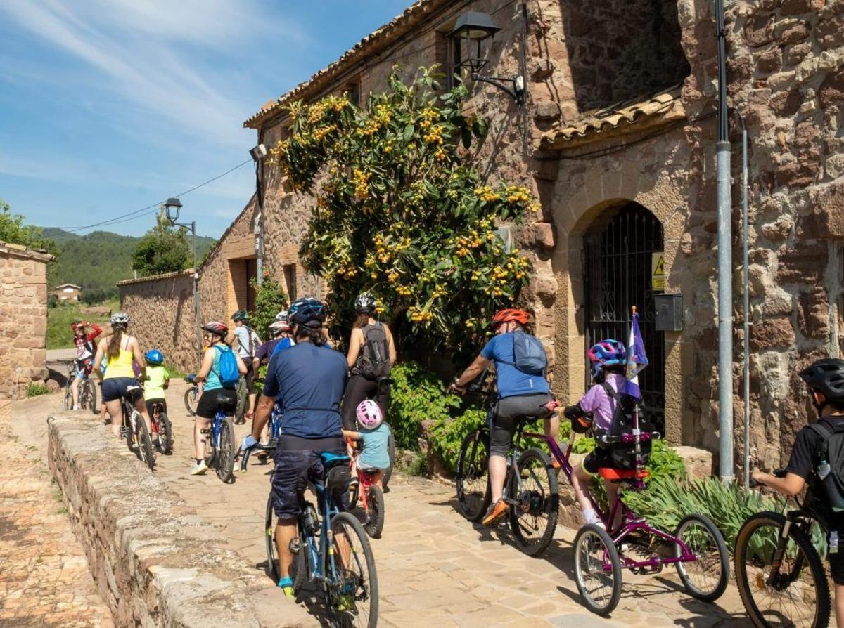 Sant Salvador de Guardiola disposa de sis rutes per fer en bicicleta per l’entorn del municipi