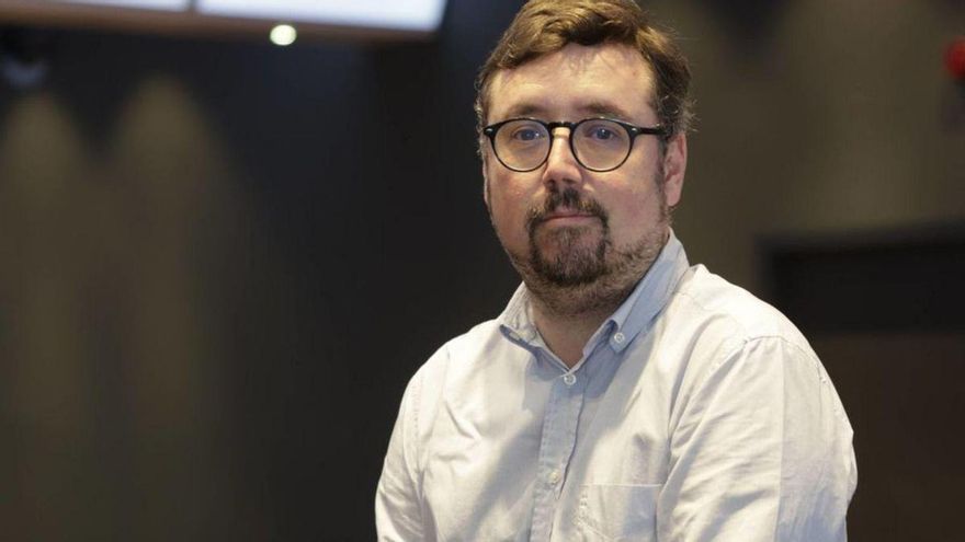 José María Miranda Boto, catedrático de derecho: &quot;Fantasía y ciencia ficción cuentan lo que la sociedad no sabe cómo decir&quot;