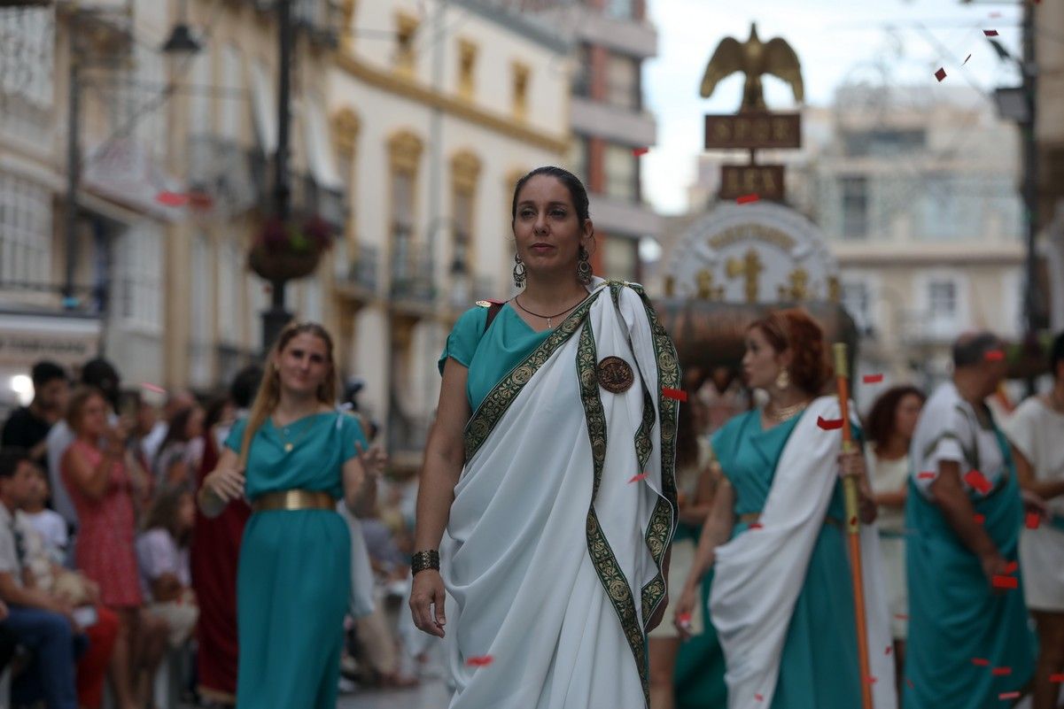Todas las imágenes del Desfile General de Tropas y Legiones de este sábado en Cartagena