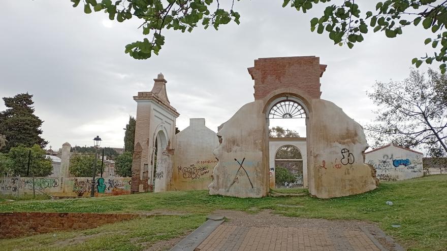 Los vándalos se hacen con los antiguos restos del Cementerio de San Miguel