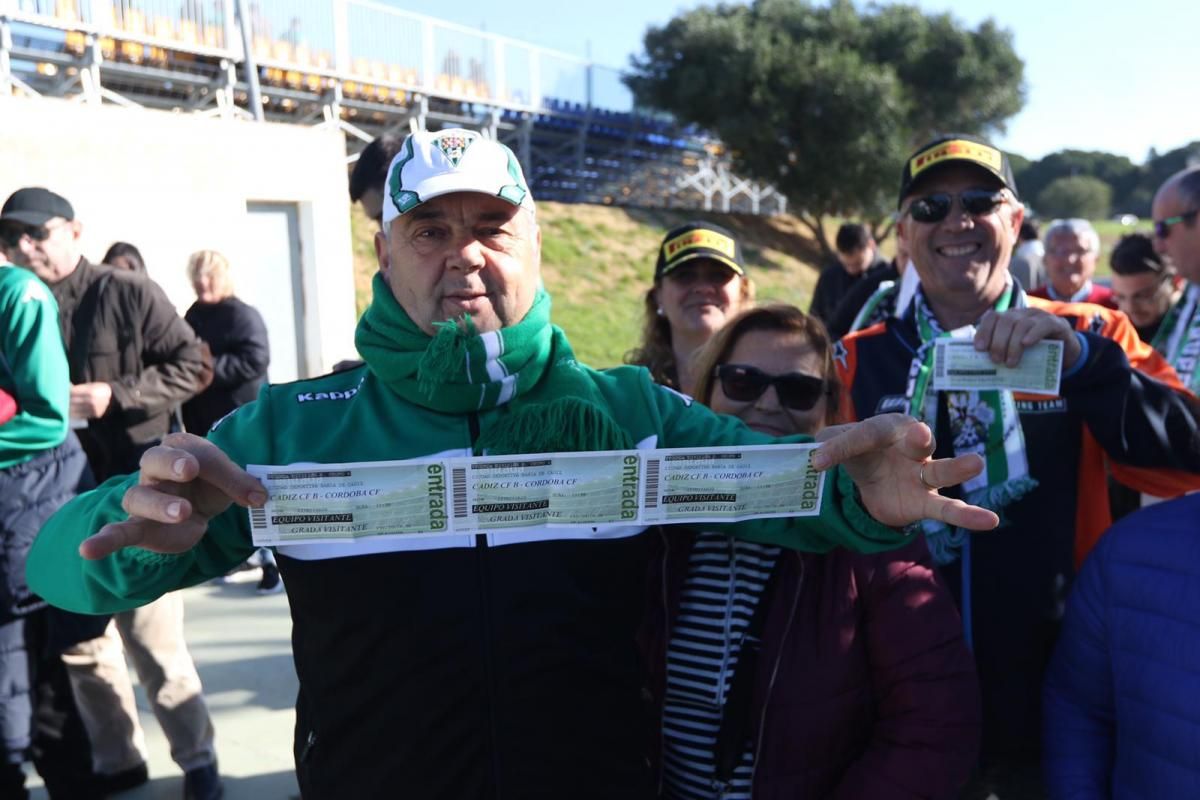 La afición cordobesista, con su equipo en Cádiz