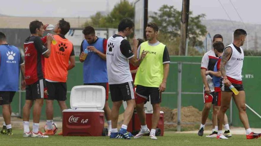 Edu Albacar, esta mañana durante el entrenamiento junto a Pelegrín