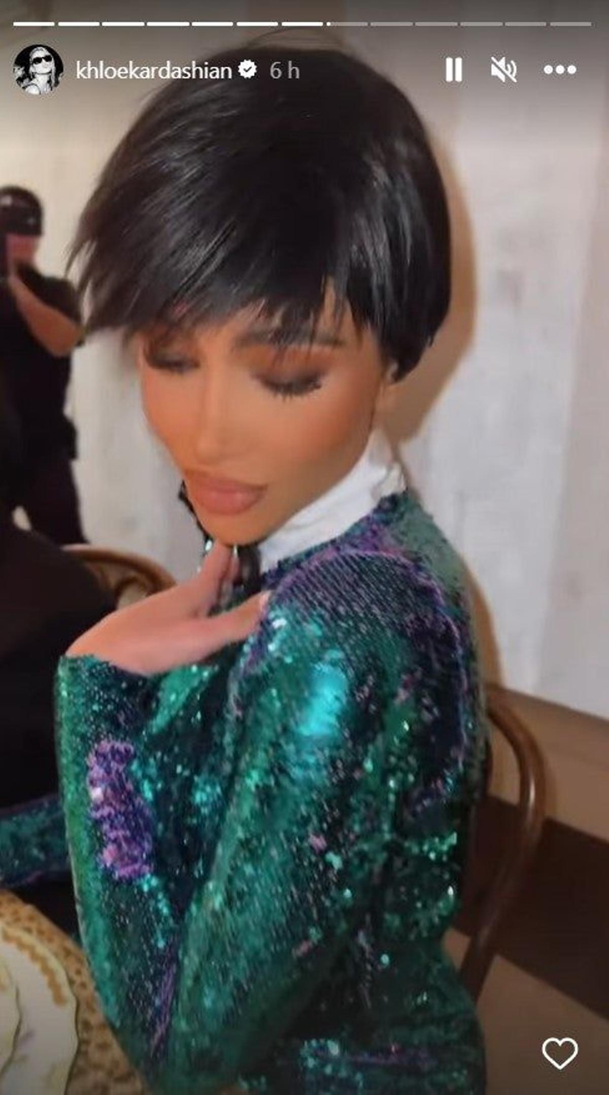 Kim Kardashian disfrazada de su madre, Kris Jenner