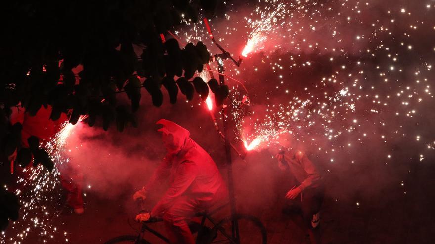 Alaquàs inicia sus fiestas con el &#039;correfoc&#039; y el pregón