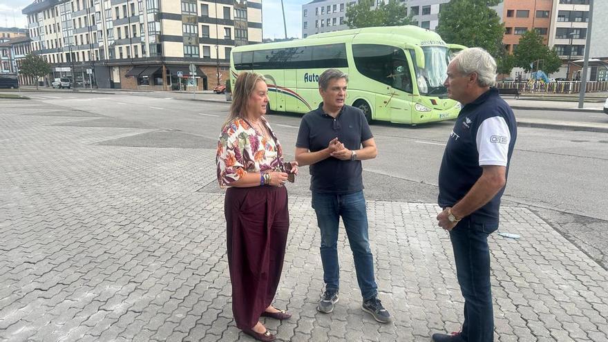 La polémica con la vuelta de los "búho" al valle del Nalón: el PP critica la falta de control por parte del Principado y respalda posibles sanciones a la empresa