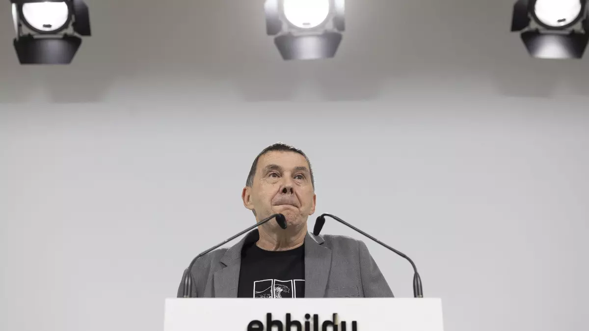 Irene Montero y Belarra se reúnen con Otegi y abonan la relación con Bildu, que le pide una coalición electoral
