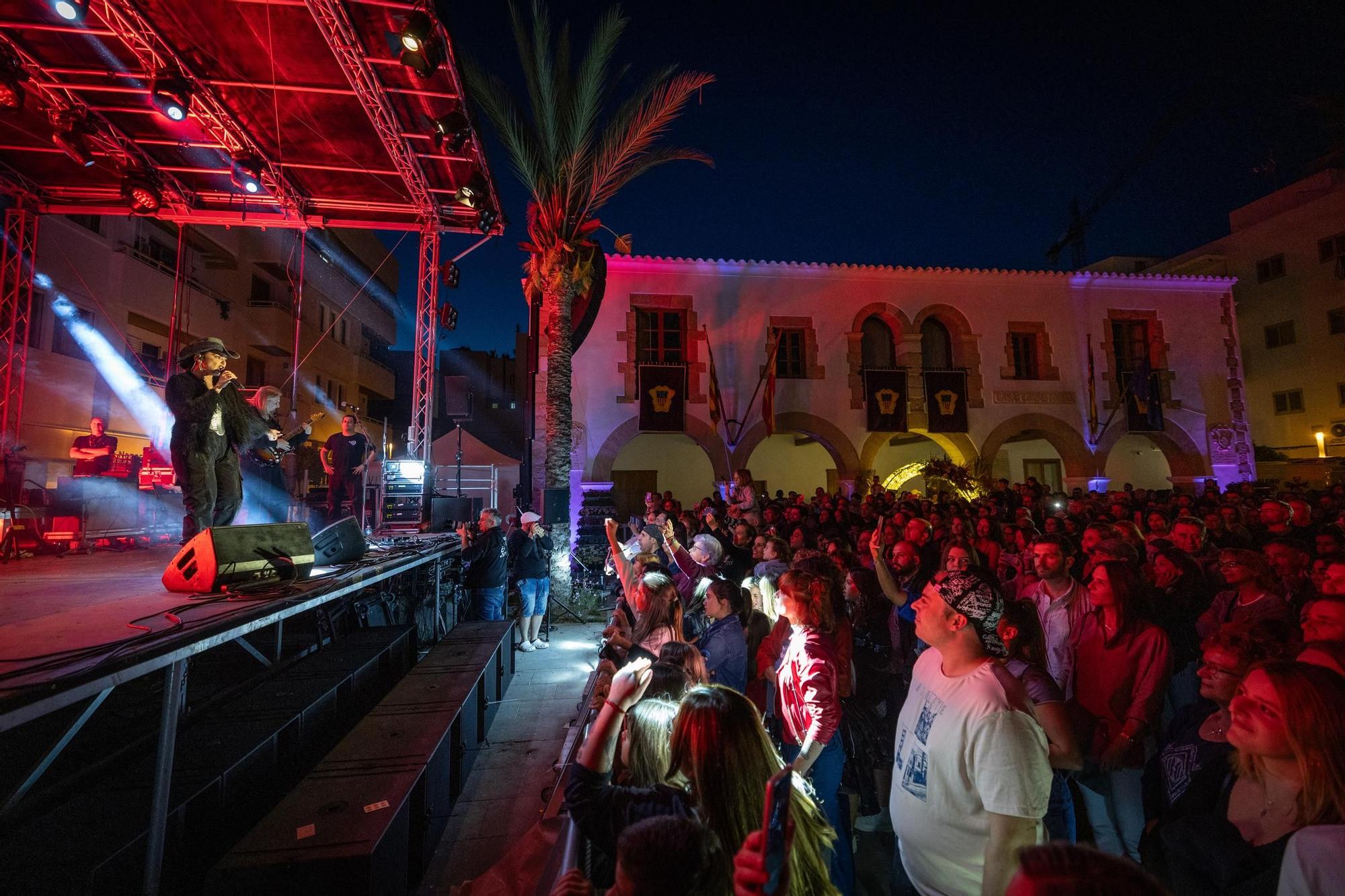 Galería: Mira aquí todas las fotos del concierto de Chenoa en Ibiza