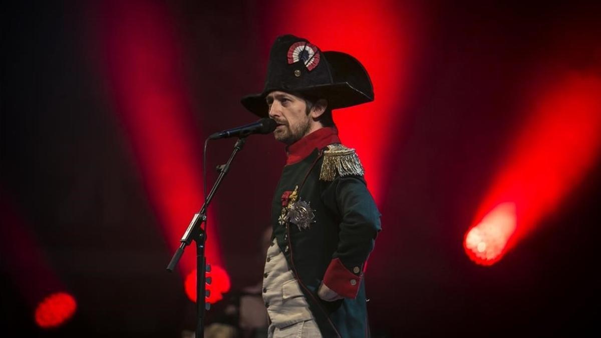 Neil Hannon, durante el concierto de The Divine Comedy en el Palau de la Música.