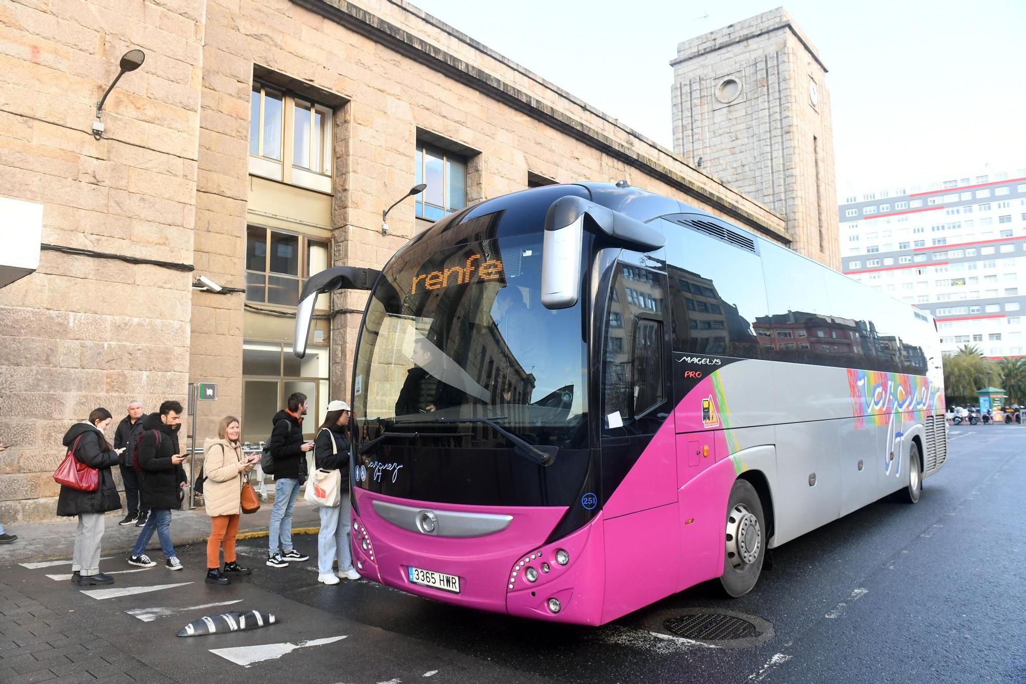 Una avería eléctrica deja sin trenes la estación de A Coruña